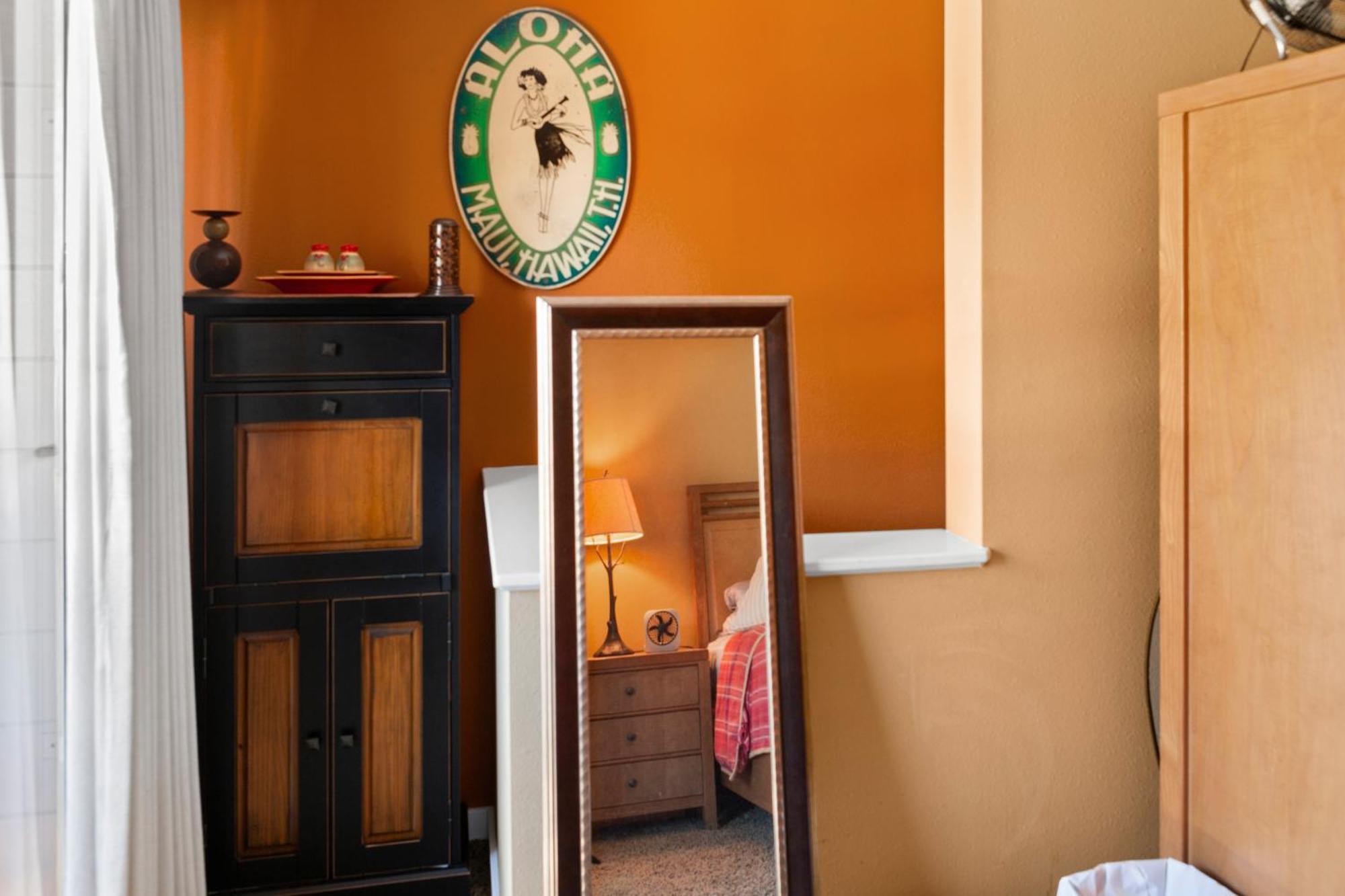 Studio With Mini Kitchen, Pool And Bbq, Pre-Renovation Summer Sale Kihei Exterior photo